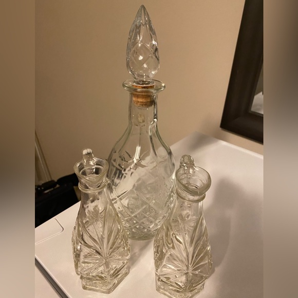 Vintage Glass Set - Picture 2 of 5